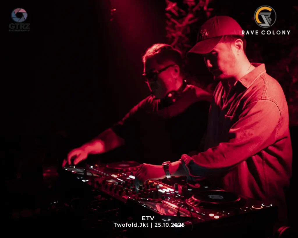 RaveColony_TwoFold_ETV_25102025-29_Convers