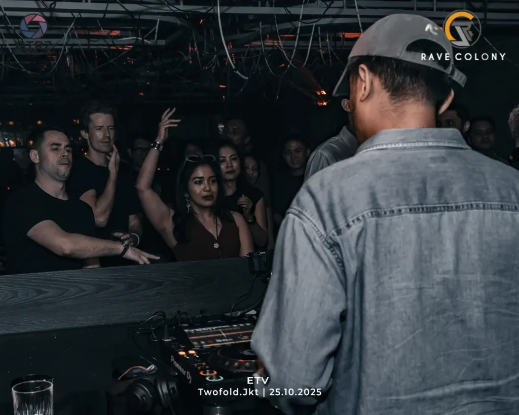 RaveColony_TwoFold_ETV_25102025-38_Convers