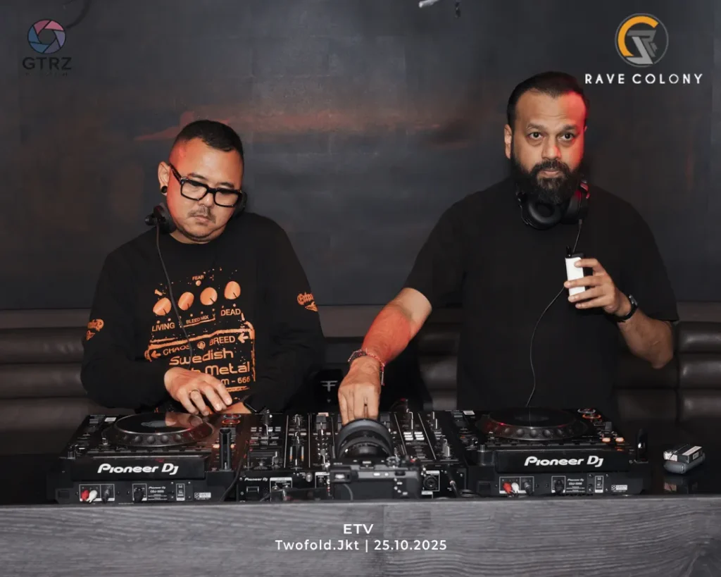 RaveColony_TwoFold_ETV_25102025-5_Convers