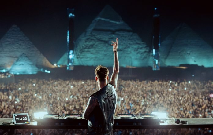 Anyma-performing-live1-696x442