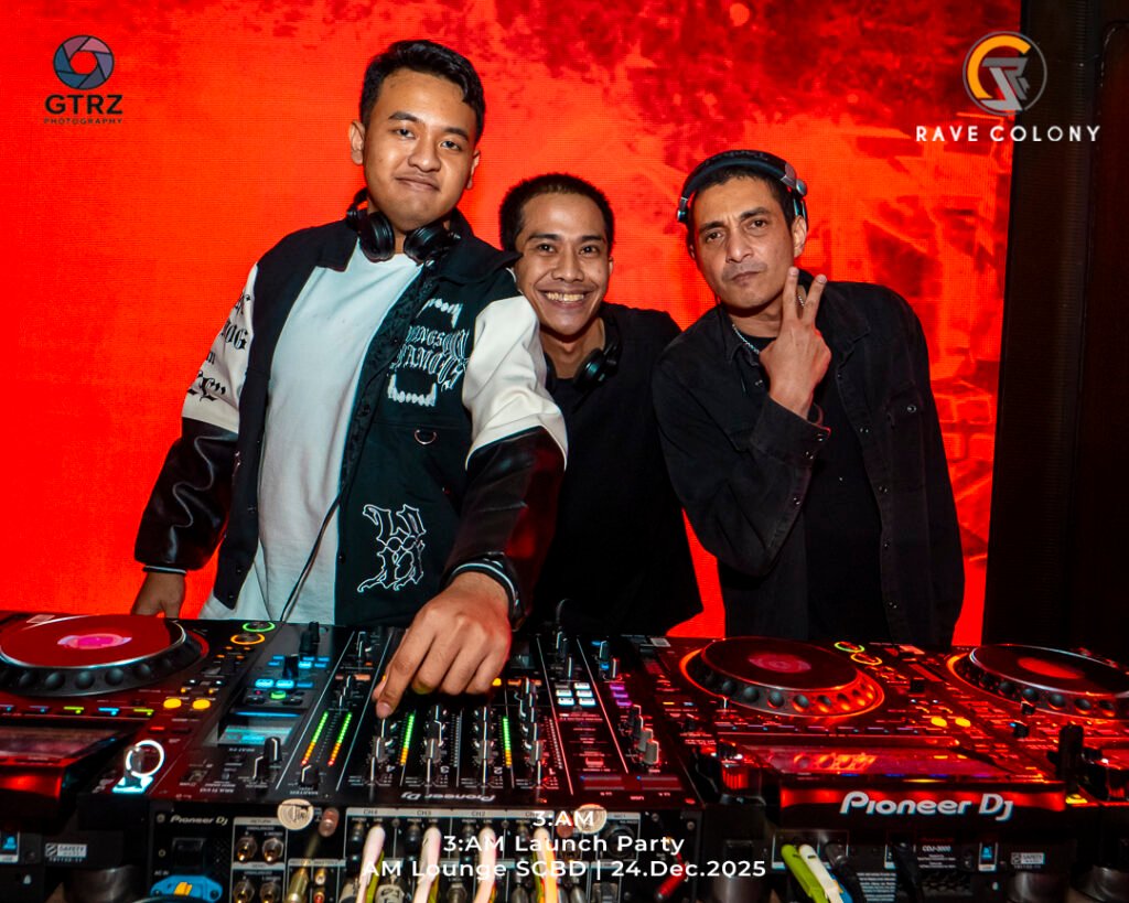 RVC_AMLounge_3AM_24Dec2025-12