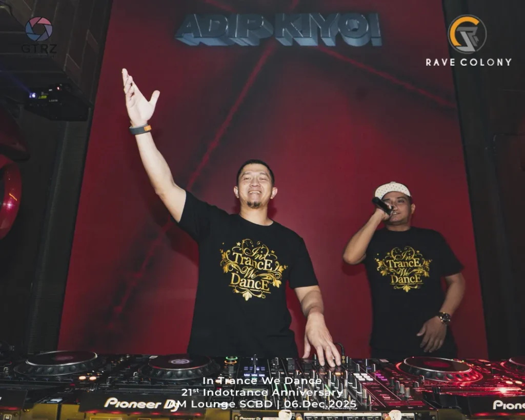 RVC_AMLounge_Indotrance21Anniv_06Dec2025-14_Convers