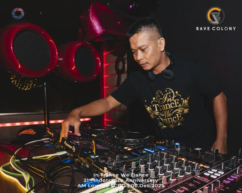 RVC_AMLounge_Indotrance21Anniv_06Dec2025-5_Convers