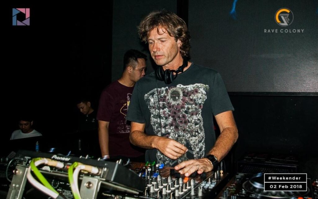 Photo of Hernan Cattaneo
