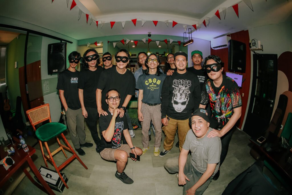 Photo of Main-Main Di Cipete Vol. 40