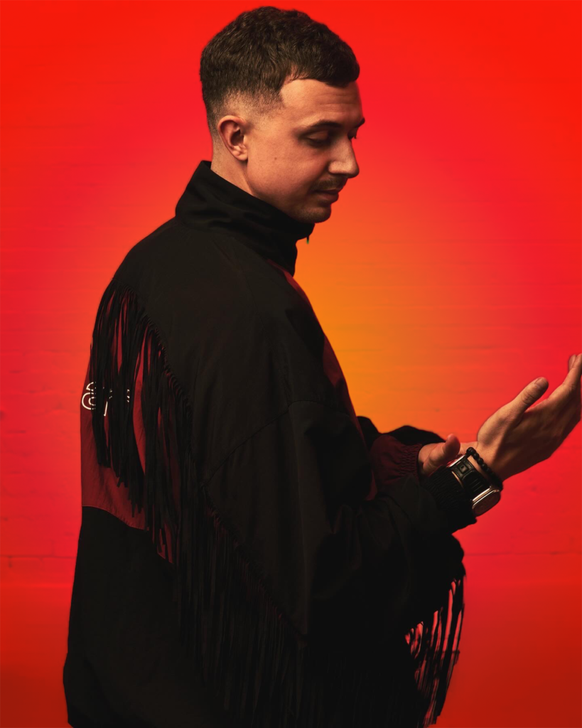 Photo of Tommy Farrow