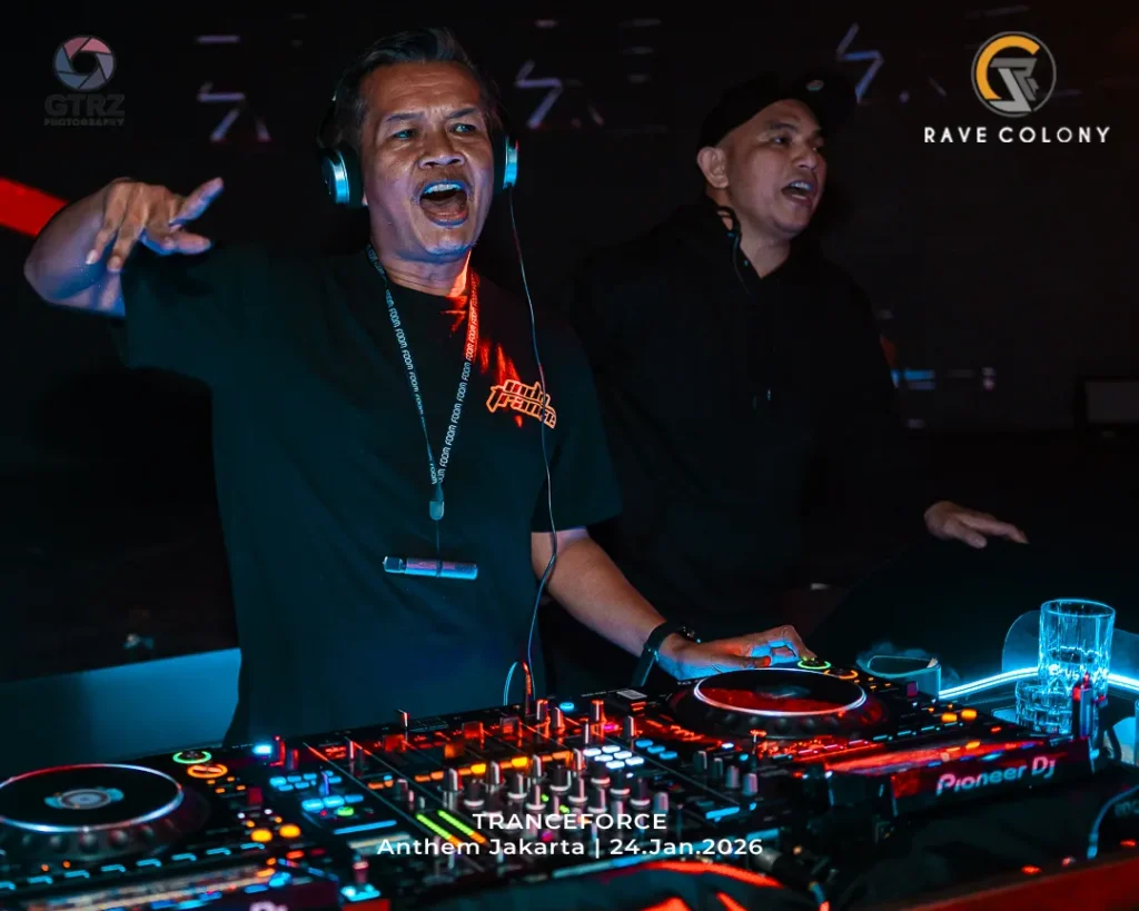 RVC-Anthem-TranceForce-24Jan26-21_Convers