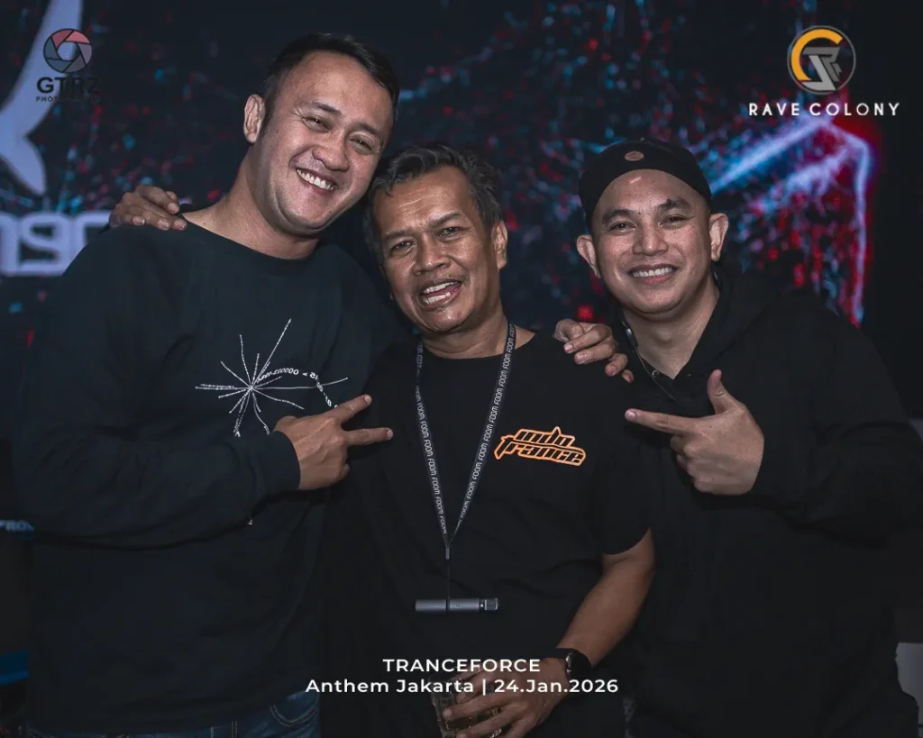 RVC-Anthem-TranceForce-24Jan26-26_Convers