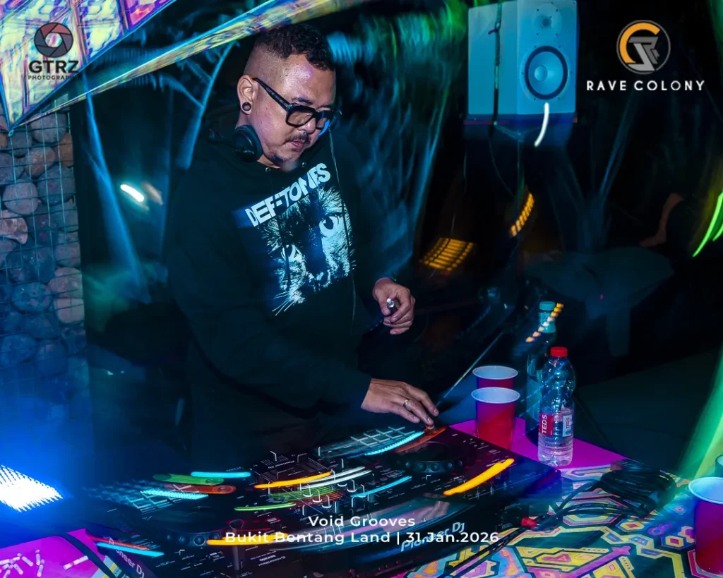 RVC-L-VoidGrooves-31Jan2026-46_Convers