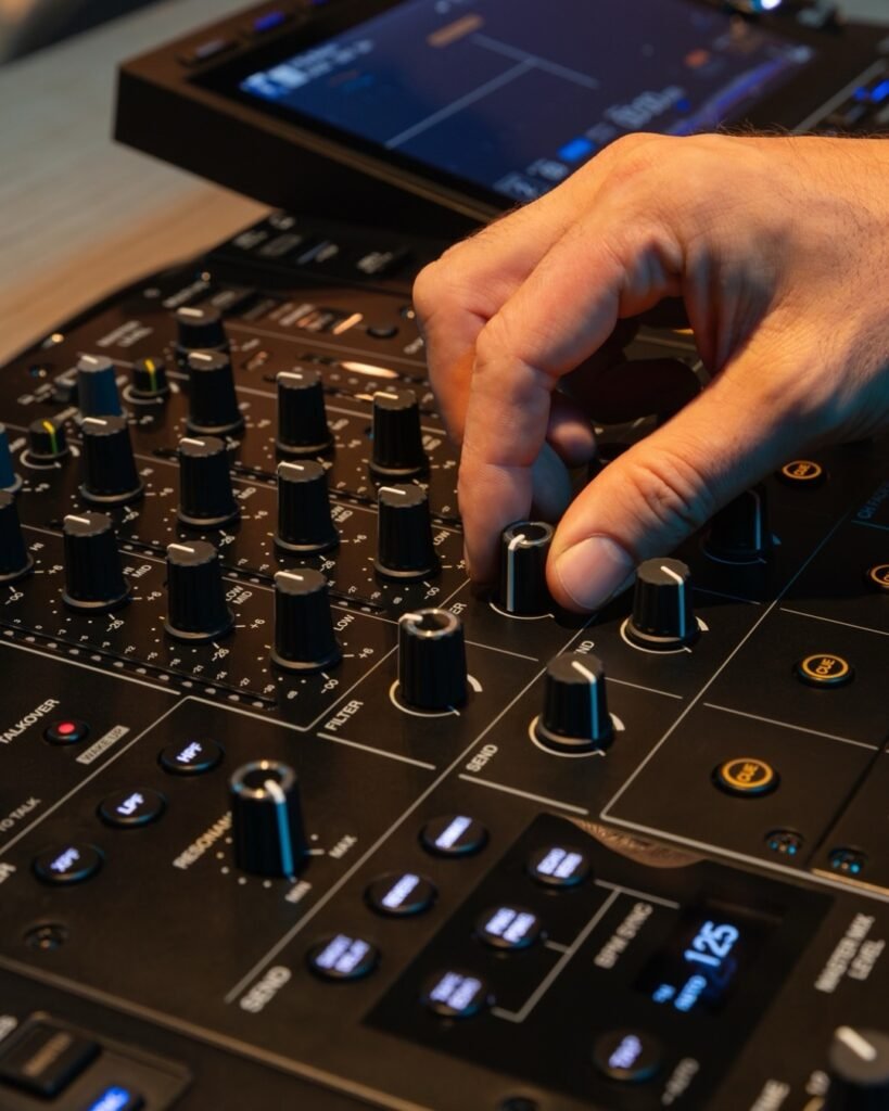 AlphaTheta Photo of AlphaTheta