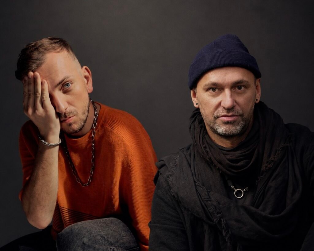 Monolink remixers Colyn and Henrik Schwarz